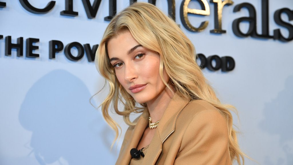 Hailey Bieber Shows that Sporty Classics Are in for Spring