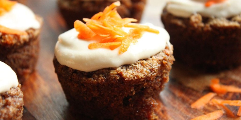 Bake These Vegan Carrot Cake Cupcakes and Your Kitchen Will Smell Like Fall