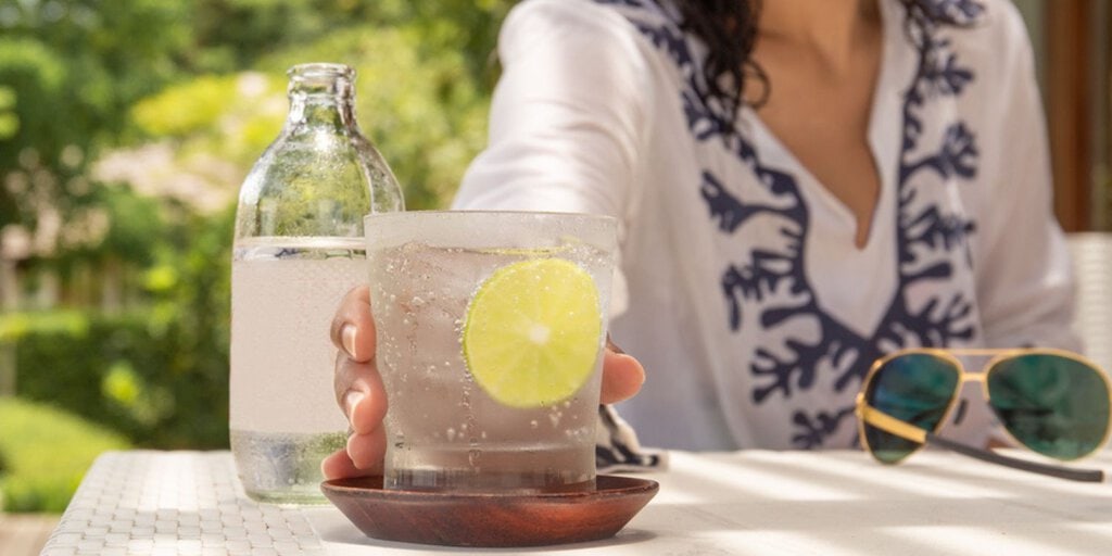 This Tasty Debloating Drink Will Be Your Beverage of Choice This Summer